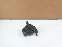 Pompe à eau Renault Master OEM 210109597R - Occasion