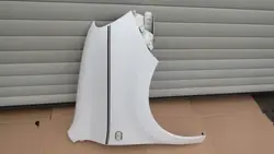 Parafuso dianteiro direito RENAULT TWINGO 3 DVQNJ