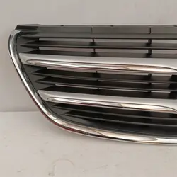 Grille Mercedes Vito V447 OEM A4478880123 - Occasion