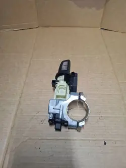 Sytytyskytkin Nissan Qashqai II J11 13-21 G6100A555