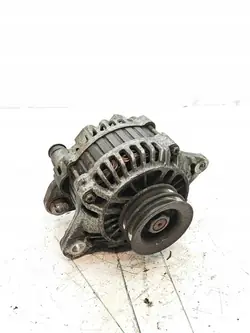 Vaihtovirtageneraattori Mitsubishi Pajero 3.2 OE ME203546