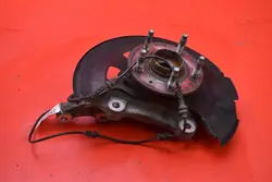 Vänster fram styrknut 39030299 Opel Astra 5