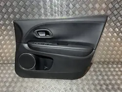 Voor Rechts Deurpaneel Leer OEM DG26813 Honda HR-V