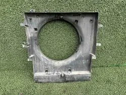 OEM 9065050655 Kühlerlüfterabdeckung für VW Crafter