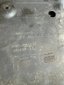Mercedes-Benz GLS X167 Takasuojus OEM A1676844200
