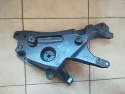 Volvo V90 S90 höger stänkskärmsfäste OEM 31378985