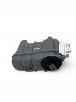 Audi A6 S6 C8 2018 Koelvloeistof expansievat OEM 4K0121405K