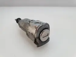 Insert de serrure porte avant Skoda Rapid OEM 5JA837167