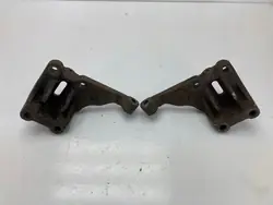 OEM 504079803Q/504079804Q taka-akselin kiinnityssarja