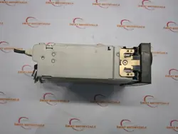 Radio CD CITROEN DS3 12r OEM 98016070XT - Usado
