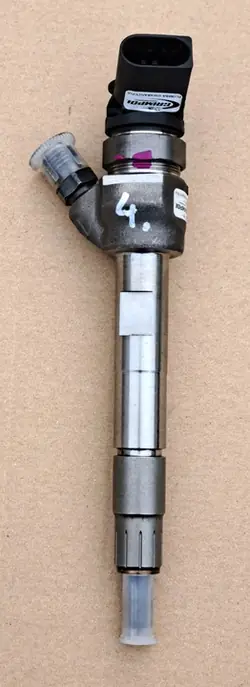 Injektor BMW X1 F48 13538579236