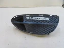 MERCEDES W212 GRILLE DE PARACHOC AVANT DROITE A2128852022
