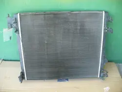 Nissan OE 214107399R Radiador de motor