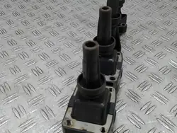 Bobine d'allumage Peugeot 206 1.4 16V OEM 040102045 ZSE045