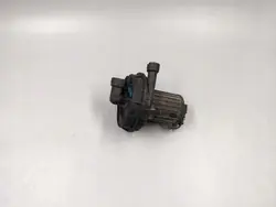 Toissijainen ilmapumppu OEM 131333C Audi A3 VW Golf