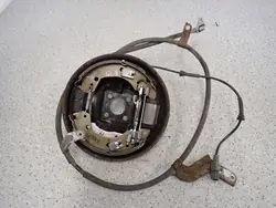 Disque et Plaquettes Frein Arrière Gauche Nissan OE OEM K13