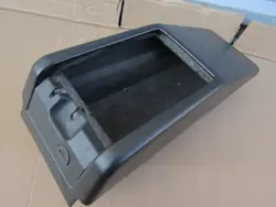 OEM 1246800852 Mercedes W124 Keskikonsolin Varastotila Musta