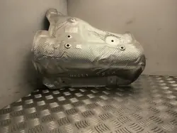Audi Q5 lämpösuoja OEM 8MA825109 - Käytetty