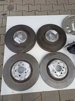 Jarrukit OEM 6887397 Levyt Palat BMW 8
