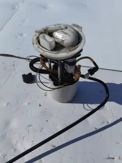 Bomba de combustível Volkswagen PASSAT B7 OE 3AA919051C