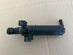 OEM 8K0955101B Vänster strålkastartvätt för Audi A4 B8