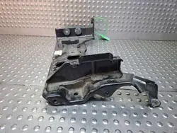 Akun kiinnityspohja OEM S26372243 VW Golf VII:lle