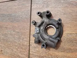 Öljypumppu Jeep Cherokee KJ 01-05 OEM NODC9038251