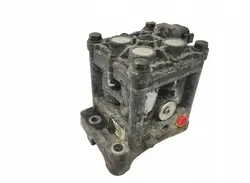 Scania Pakokaasunjarruventtiilipalikka OEM 1744084