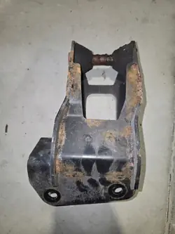 Support de serrure cabine Mercedes Atego OEM 9673100658