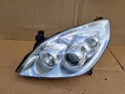 2005 Opel Vectra Faro Delantero 93192377