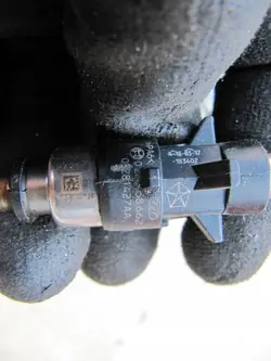 CHRYSLER PACIFICA 17- 3.6 Injecteur de carburant OEM 05281427AA