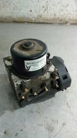 Pompe ABS d'occasion OEM 9472095 pour Volvo V70 I