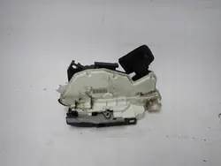 SEAT OE 5K1837015E Oven Lukko - Käytetty
