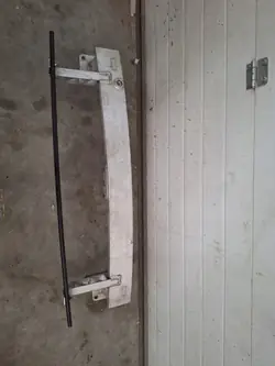 Etupalkki Hyundai Kona sähköauto