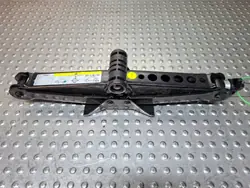Gebruikte Audi OE krik OEM S26372167 voor A8 D4