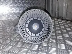 Lämmittimen tuuletin Audi A4 2001 8E1820021A