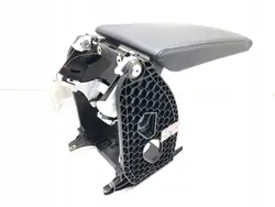 Käsinoja OEM 3V0864207A Skoda Superb III Farmarille