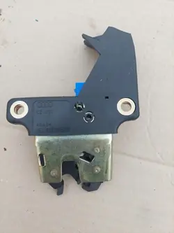 Bagagelås Audi A4 B6 Sedan 8E5827505B