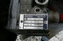 Pompe de direction OEM 1404666001 pour Mercedes W140