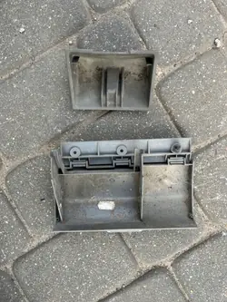 Fiat Cinquecento Tuhkakuppi OEM 181654280 - Käytetty
