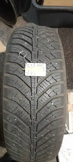 Pneu Kumho Solus HA31 225/60R17 para todas as estações