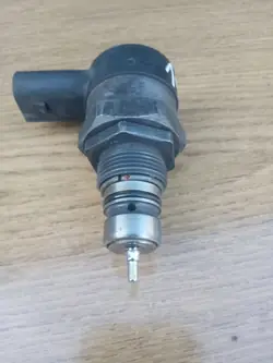 Válvula pressão combustível OEM 057130764F para Audi Q7 3.0 TDI