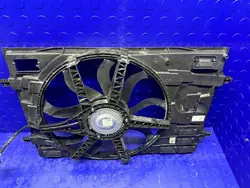 Carter de Ventilateur Radiateur OEM 5W121203P Audi A3 8Y