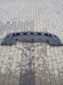 Piastra di copertura paraurti anteriore Renault Trafic III