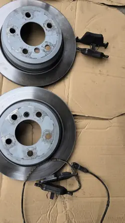 Jarrupanssarit OEM 012211 BMW F30 F31 300mm