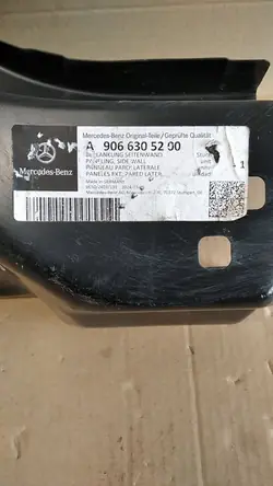 MERCEDES SPRINTER W906 Pilar Traseiro Direito Inferior A9066305200