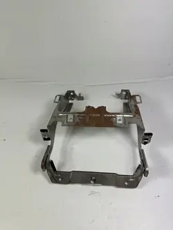 Ford Kuga MK2 Radion kiinnike OEM FV41-S044F80-AE