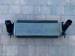Intercooler OEM A4705010700 voor Nissan Navara Mercedes