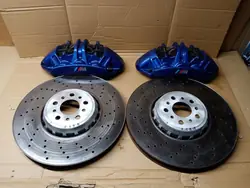 BMW M5 F90 fram bromsskivor & bromsok OEM set