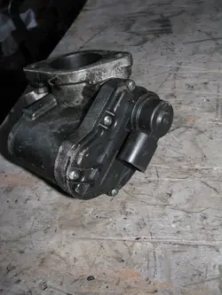 EGR-ventil Renault Laguna II Megane II Scenic II 1.9DCI